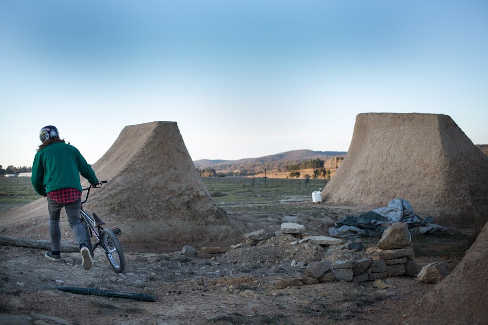Chris Harti's winter (and Fit Hartbreaker bike check) - Back Bone BMX