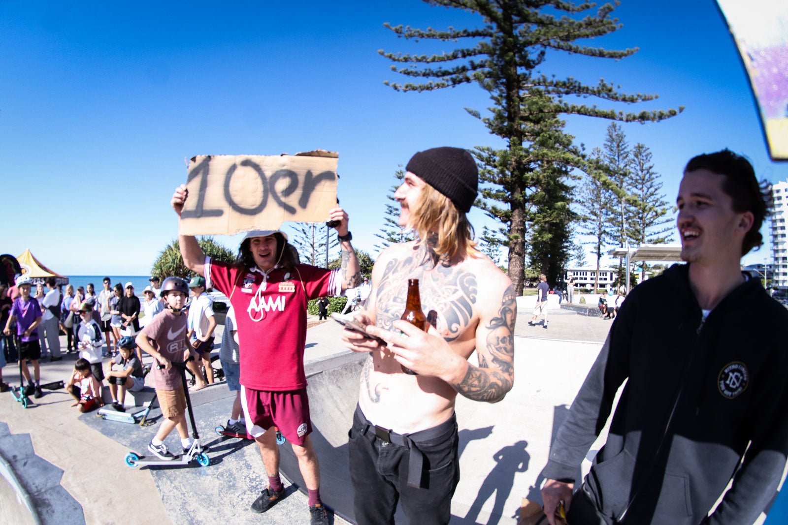 Roast The Coast Alexandra Headlands Video + Photos